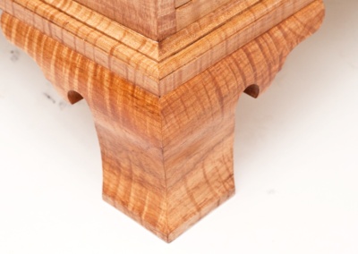 O G Bracket foot on figured maple slant top desk